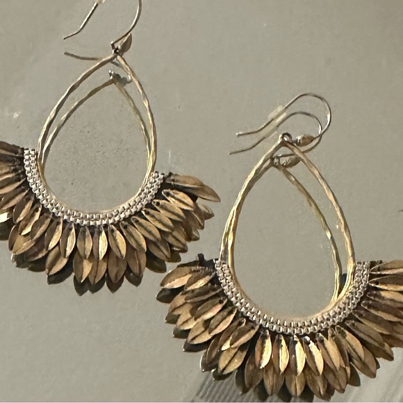Stella & Dot Pegasus Earrings - Gold - Lightweight, Elegant. - Picture 3 of 5